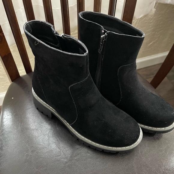 7 for all Mankind boots - Picture 1 of 3